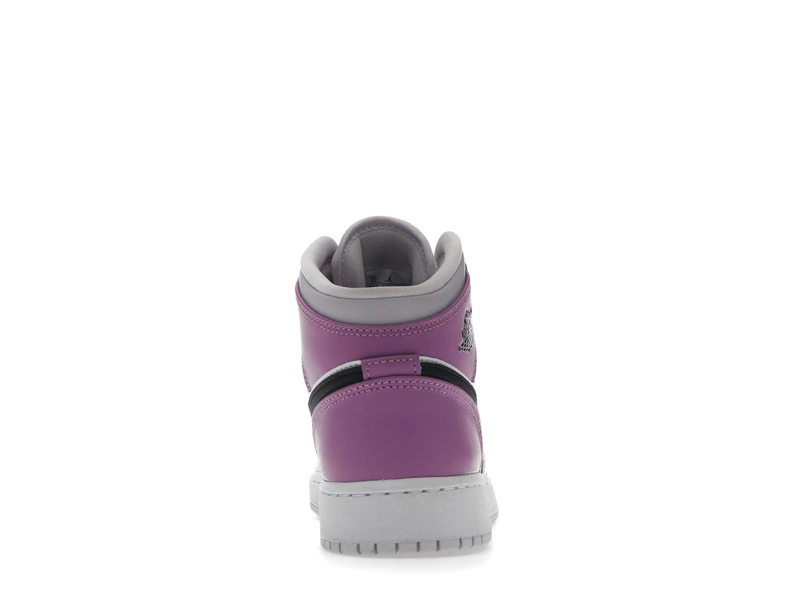 Air Jordan 1 Mid Barely Grape