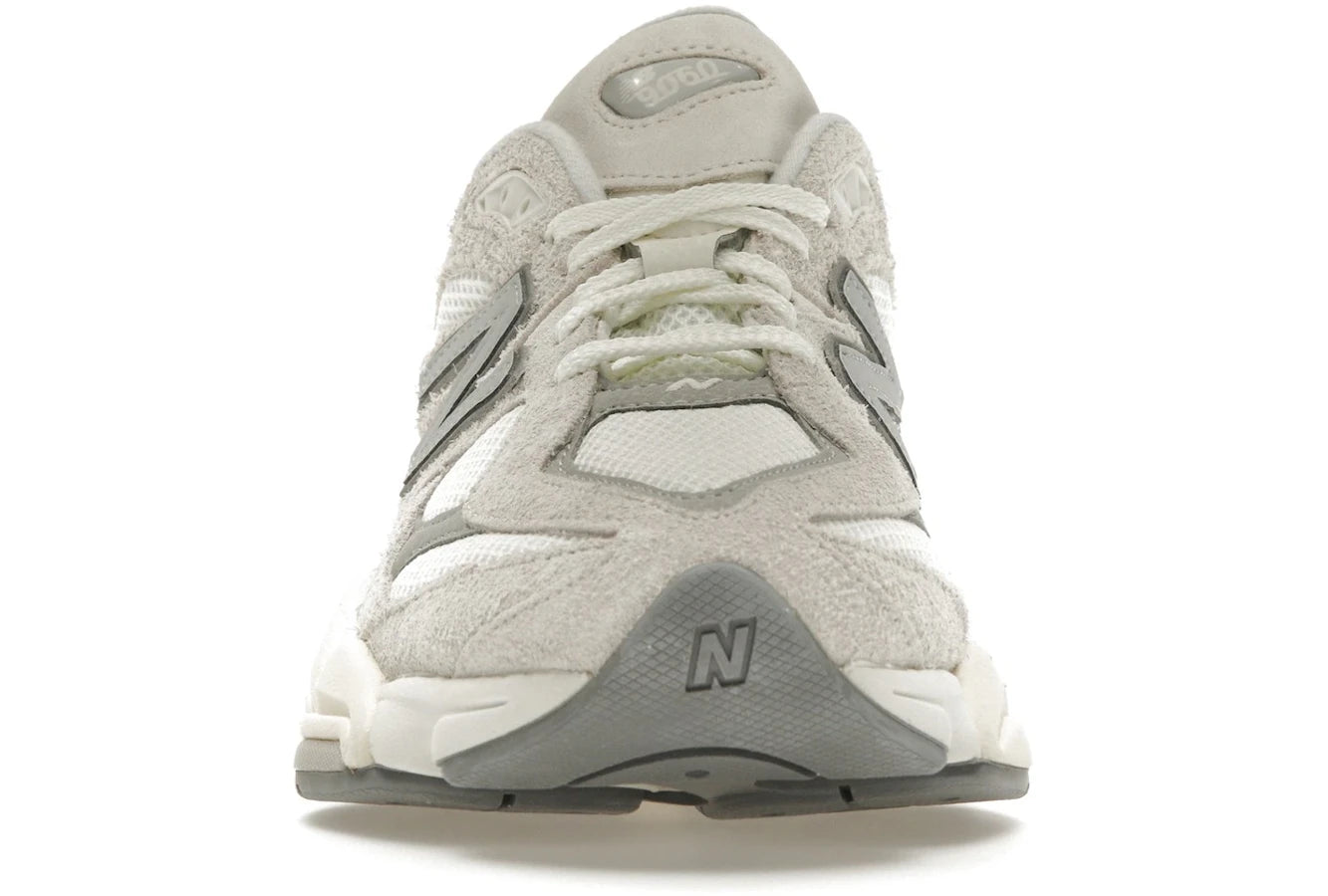 New Balance 9060 Moonbeam Sea Salt