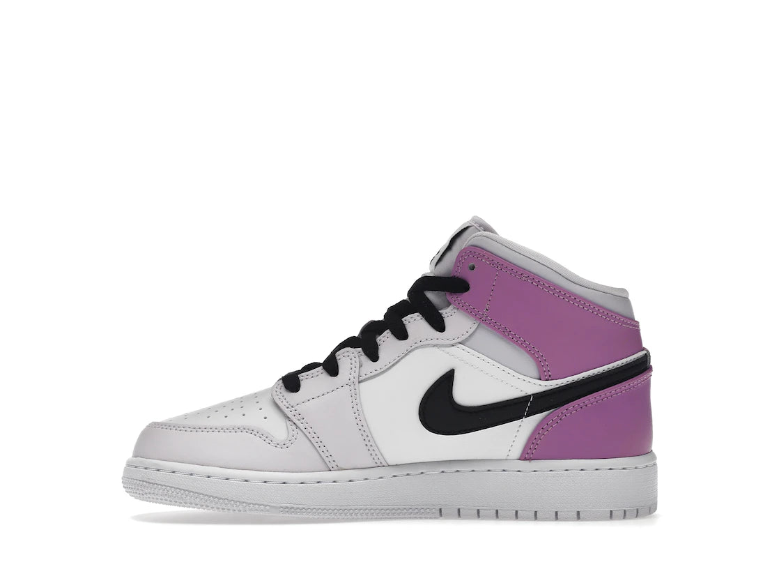 Air Jordan 1 Mid Barely Grape